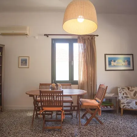 Fay's Kefalonia Holiday home *